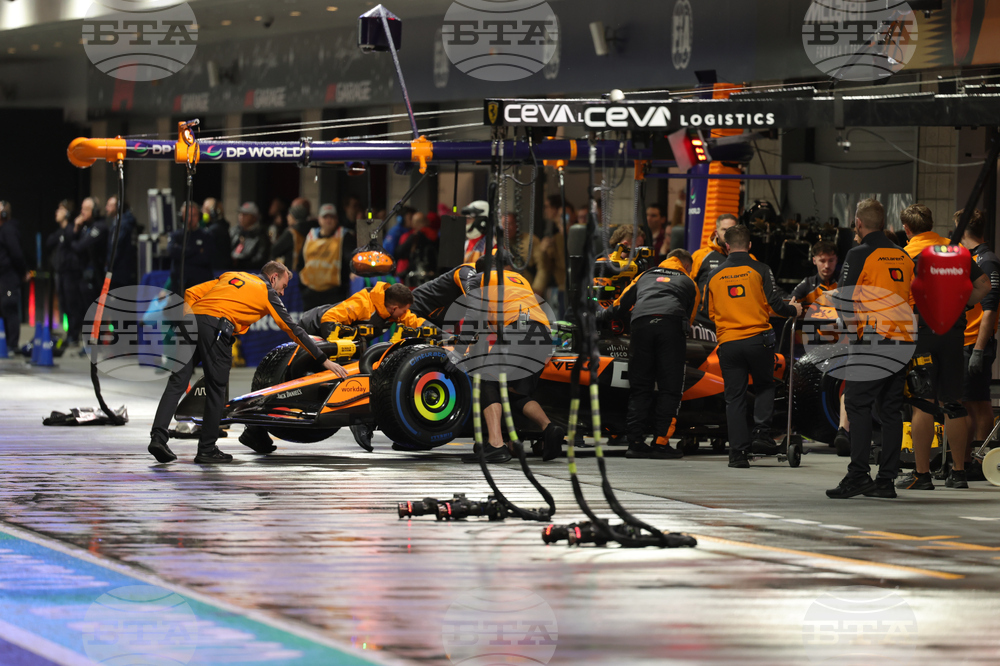 F1 Grand Prix Auto Racing