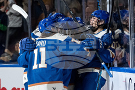 PWHL Goldeneyes Torrent Hockey