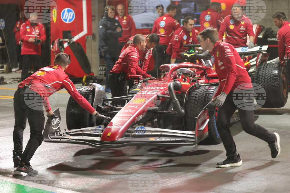 F1 Grand Prix Auto Racing