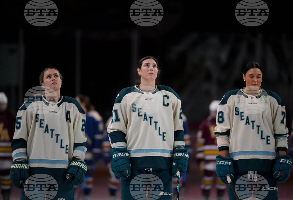 PWHL Goldeneyes Torrent Hockey