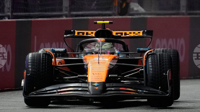 Лидерът в класирането при пилотите във Формула 1 Ландо Норис спечели полпозишън за Гран При на Лас Вегас