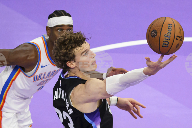 APTOPIX Thunder Jazz Basketball