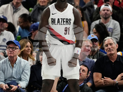 Trail Blazers Warriors Basketball