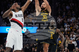 Trail Blazers Warriors Basketball