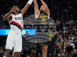 Trail Blazers Warriors Basketball