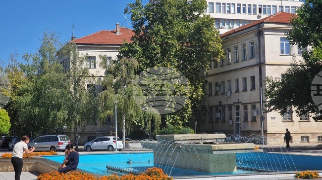 Никога не е късно търсещите работа да предприемат стъпки за придобиване на нови знания и умения, каза директорът на Бюрото по труда в Разград