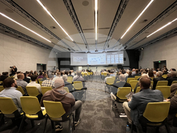 Финансов форум „БенчМарк"