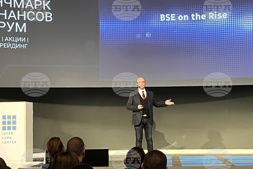 Финансов форум „БенчМарк" - Маню Моравенов
