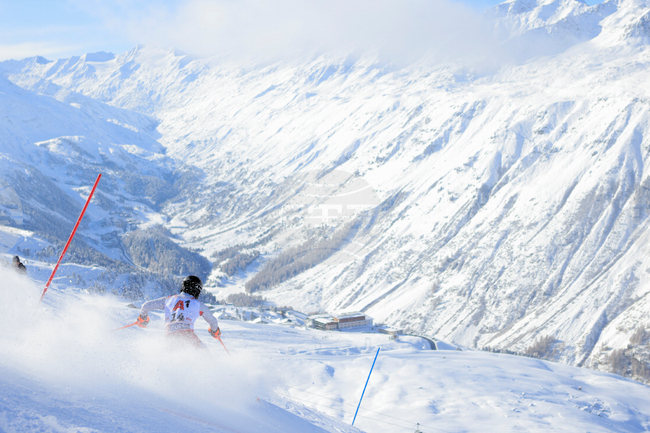 Алберт Попов направи силен втори манш и завърши девети в слалома от Световната купа по ски алпийски дисциплини в Австрия