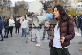 Протест - разширяване на зоните и повишаване на цените - жива верига