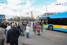 Протест - разширяване на зоните и повишаване на цените - жива верига