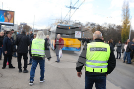 Протест - разширяване на зоните и повишаване на цените - жива верига