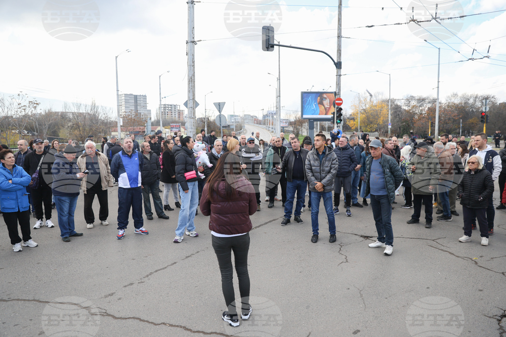 Protesters Block Traffic at Sofia’s Chavdar Bridge, Demand Withdrawal of Paid Parking Zone Amendments