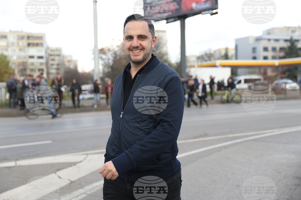 Протест - разширяване на зоните и повишаване на цените - жива верига