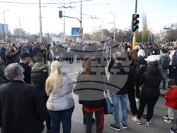 Протест - разширяване на зоните и повишаване на цените - жива верига