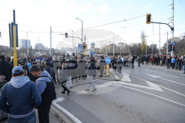 Протест - разширяване на зоните и повишаване на цените - жива верига