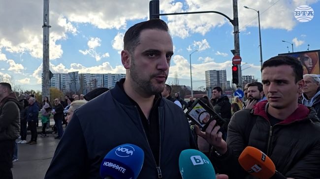 Реформата в паркирането дава възможност голяма част от парите контролирано да отиват за подобряване на кварталите, каза председателят на Столичния общински съвет