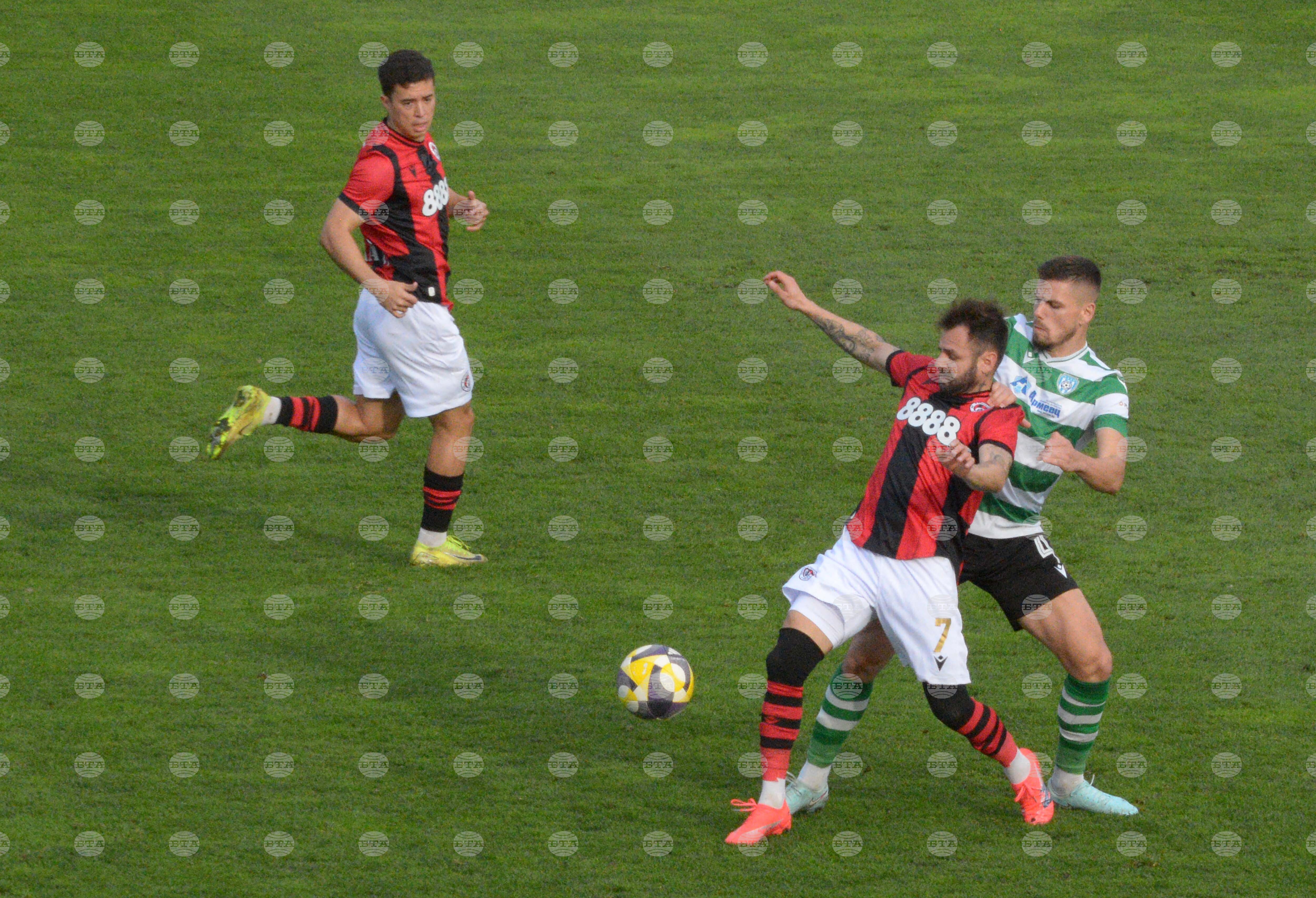 Lokomotiv Sofija premagal Črno morje v gosteh, Bidunga prinesel zmago