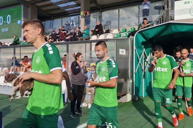 Футболният Хебър обяви, че се разделя с четирима футболисти