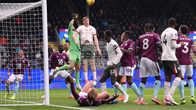 Челси излезе на 2-о място във Висшата лига на Англия след успех при визитата си на Бърнли