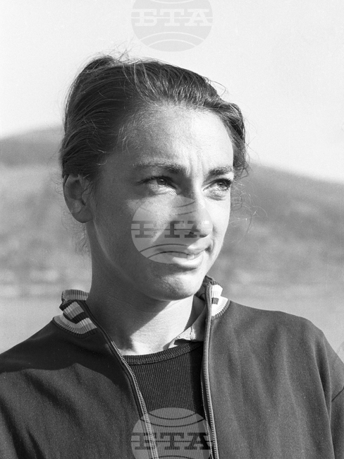 Светла Оцетова - състезателка по гребане и архитект