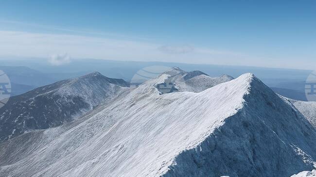 Дирекция „Национален парк Пирин“ препоръчва да се избягват преходите в посока заслон „Кончето“ по подсичащата пътека