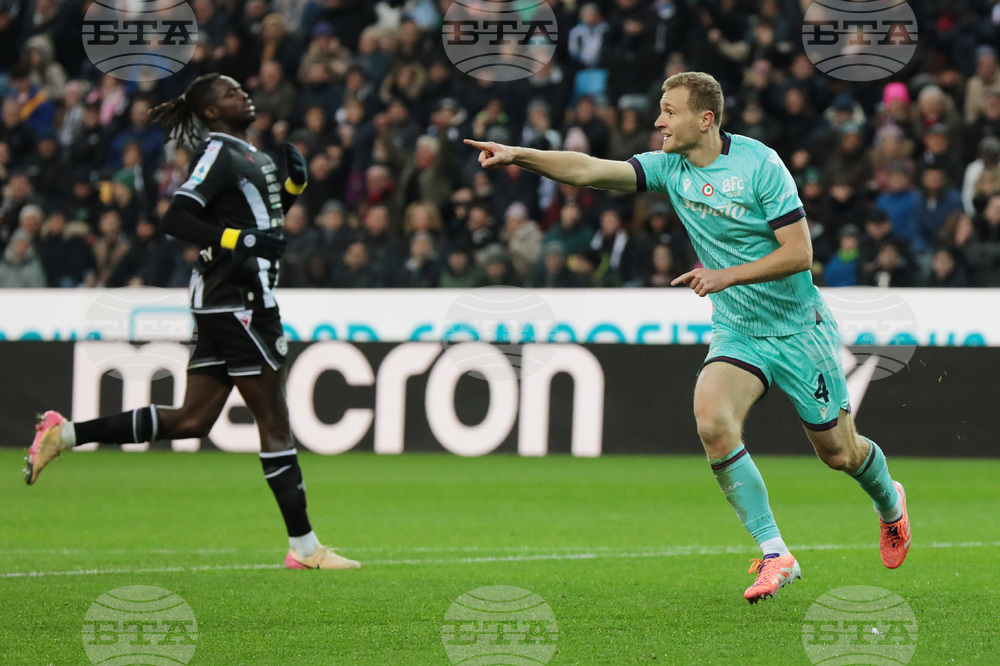 Нова убедителна победа изведе Болоня до върха в Серия А, Каляри и Дженоа си вкараха шест гола