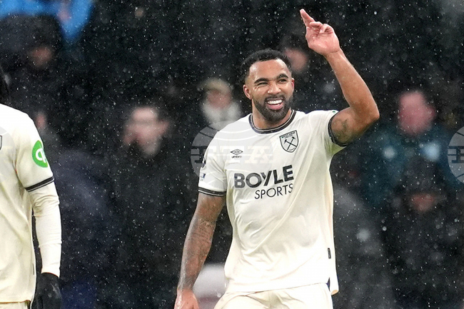 Калъм Уилсън остава в Уест Хям за още един сезон