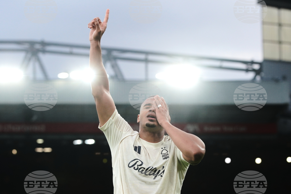 Барселона отново проявява интерес към защитника Мурило