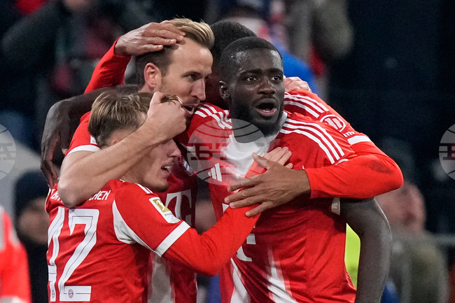 Байерн Мюнхен преодоля два гола пасив за убедителна победа над Фрайбург, Борусия Дортмунд и Щутгарт направиха зрелищно равенство в Бундеслигата