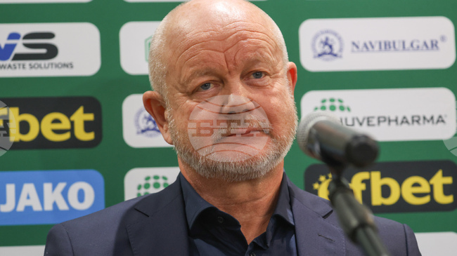 Лудогорец трябва да използва силните си страни и да атакува на "Айброкс", заяви старши треньорът Пер-Матиас Хьогмо