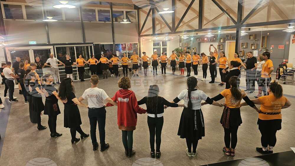 С фолклорен семинар в Копенхаген започна представянето на проекта „Онлайн каталог с български хорà и танци“ 