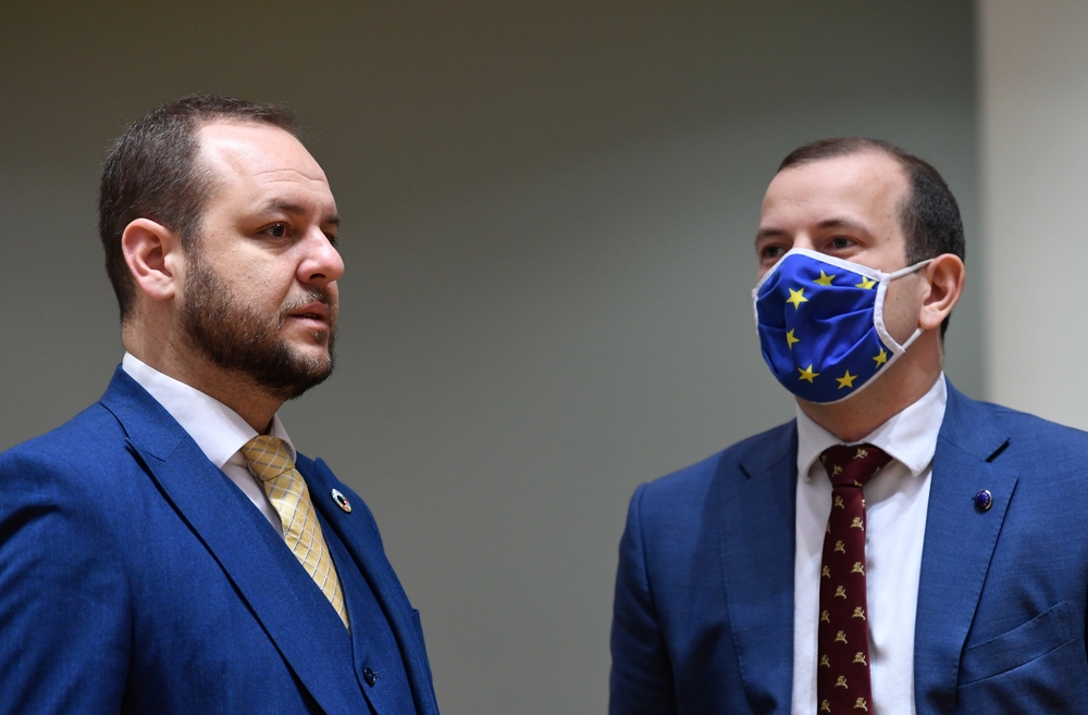 Министър Борислав Сандов от Брюксел: Зелената сделка не е проблем, а решение