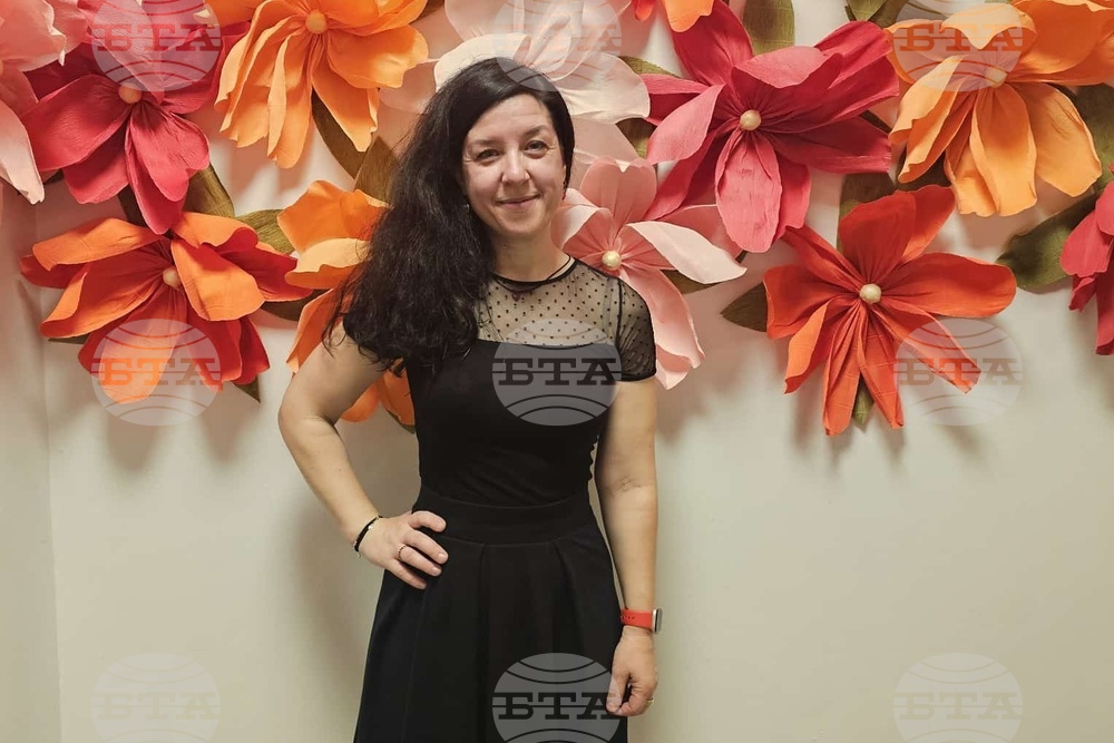 Премествайки се в Дания преоткрих фолклора и започнах да танцувам отново, каза пред БТА Нина Драганова от Копенхаген