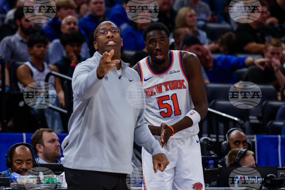 Knicks Magic Basketball