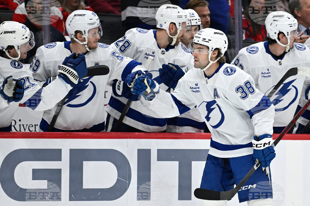 Lightning Capitals Hockey