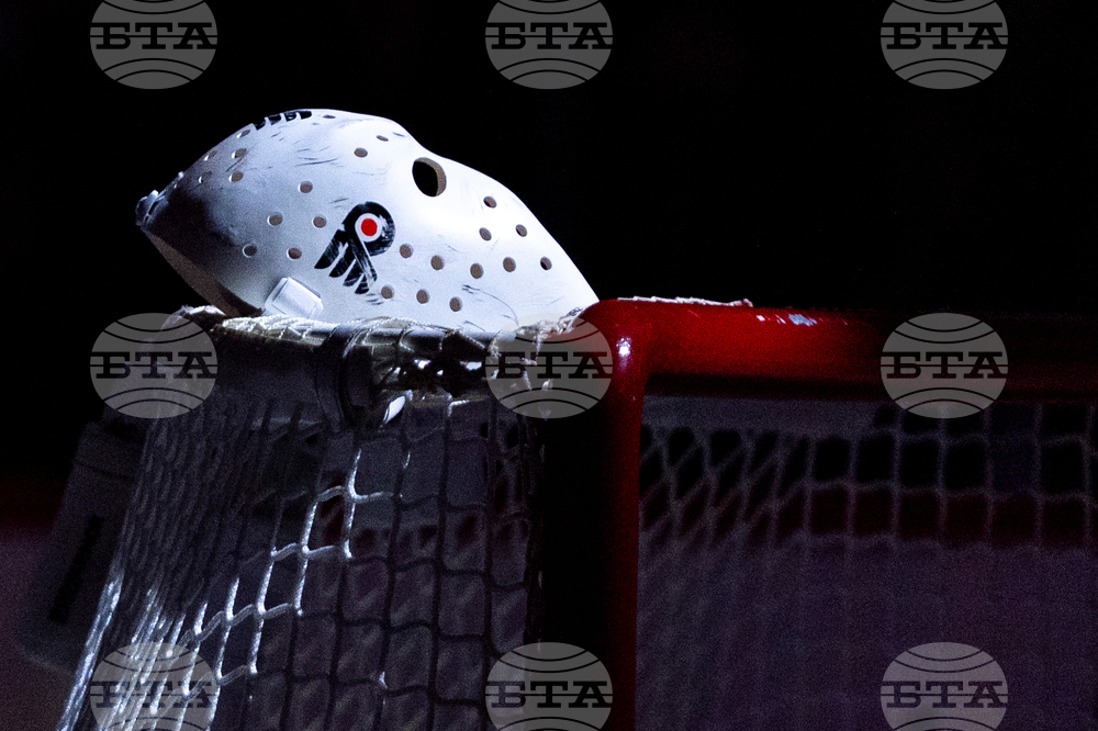 CORRECTION Devils Flyers Hockey