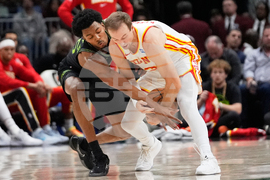 Hawks Pelicans Basketball