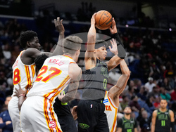 Hawks Pelicans Basketball