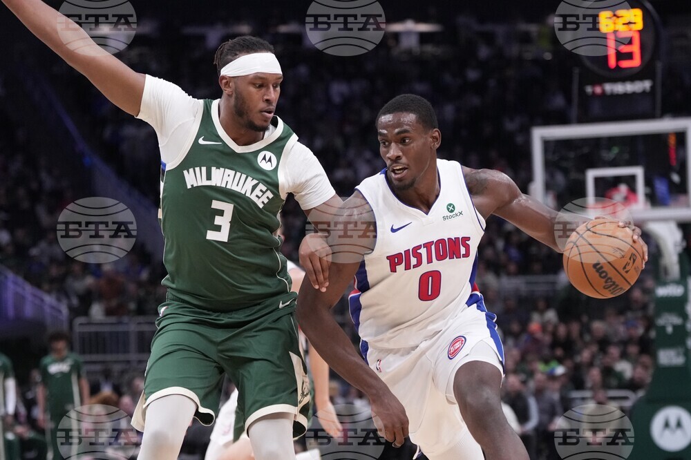 Pistons Bucks Basketball