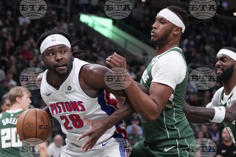 Pistons Bucks Basketball