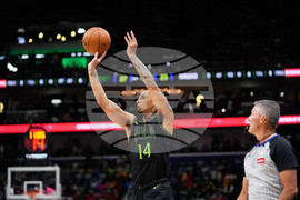 Hawks Pelicans Basketball