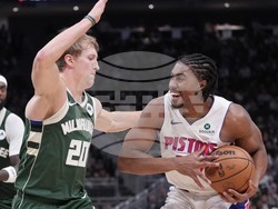Pistons Bucks Basketball