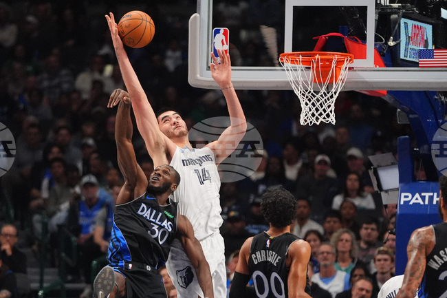 Grizzlies Mavericks Basketball