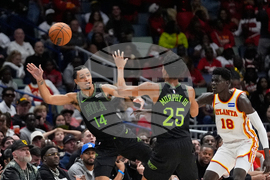 Hawks Pelicans Basketball