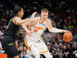 Hawks Pelicans Basketball