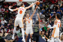 Hawks Pelicans Basketball