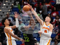 Hawks Pelicans Basketball