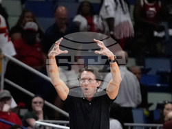 Hawks Pelicans Basketball