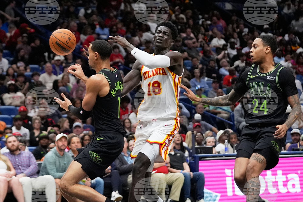 Hawks Pelicans Basketball